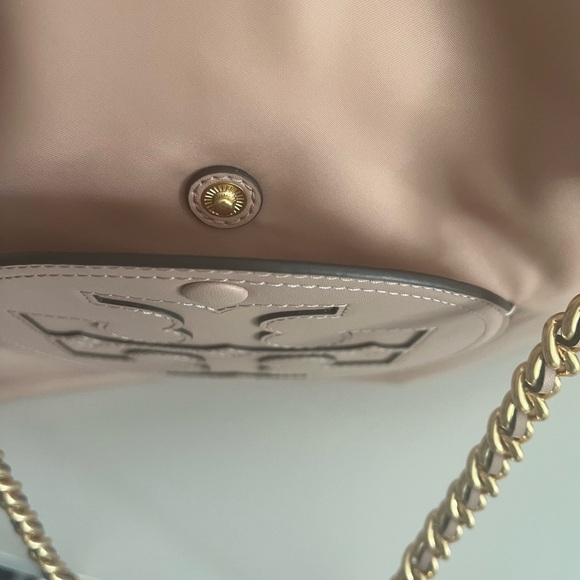 Tory Burch Ella pink sand gold chain tote - Picture 8 of 11